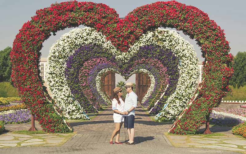 Couples at Miracle Garden