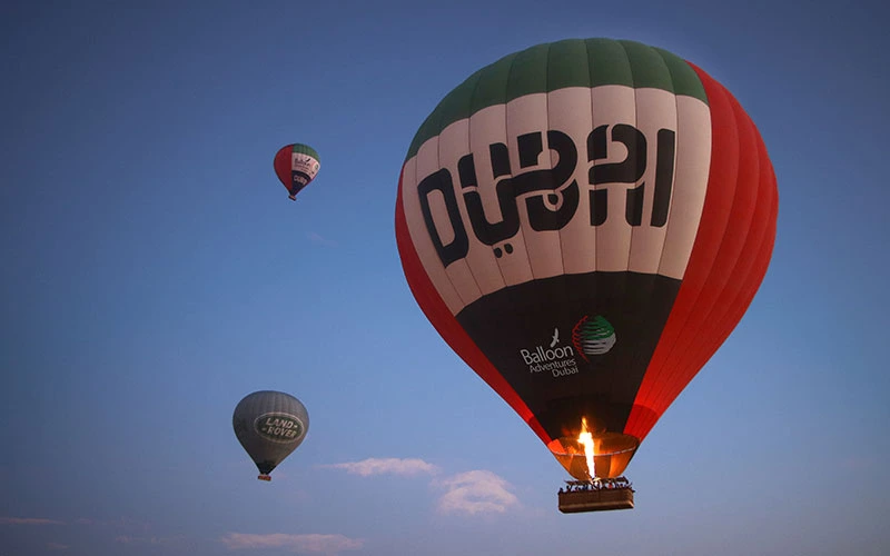 Overnight desert balloon ride in Dubai